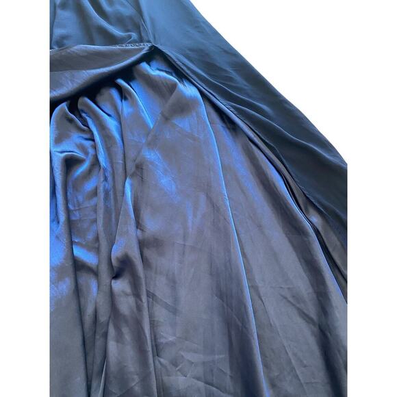 Lulus Aim for Amour Navy Blue Halter Neck Chiffon Maxi Slit Women's Dress M - Picture 8 of 12